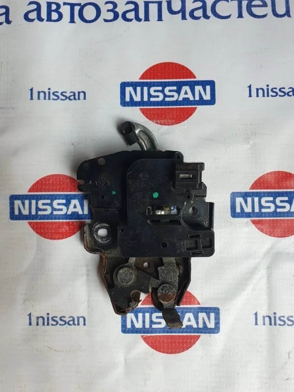 Замок багажника Nissan Almera 2014 846304AA0A G15 K4M, задний