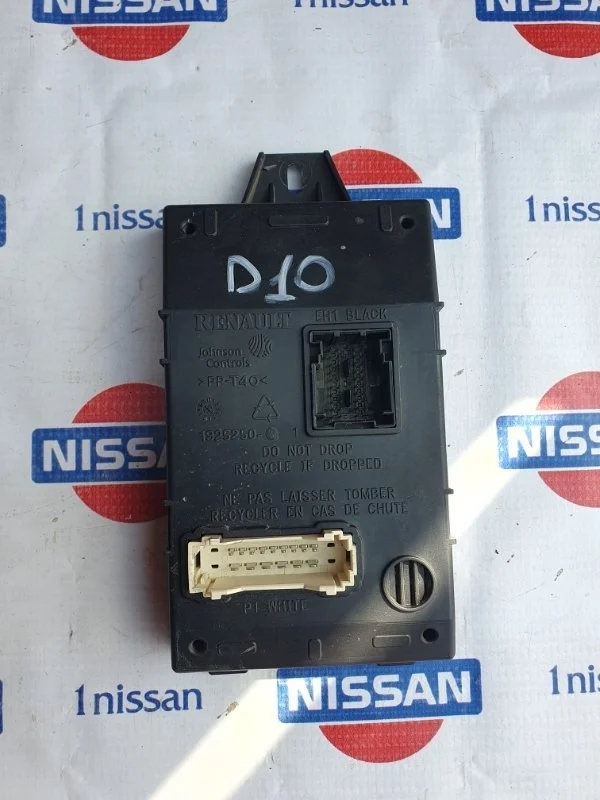 Блок управления климатической установкой Nissan Terrano 2014 8201279201 D10 K4M690, передний