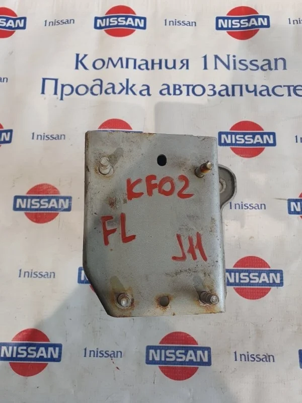 Кронштейн усилителя переднего бампера Nissan Qashqai 2015 F2215DF3MA J11 HRA2, передний левый