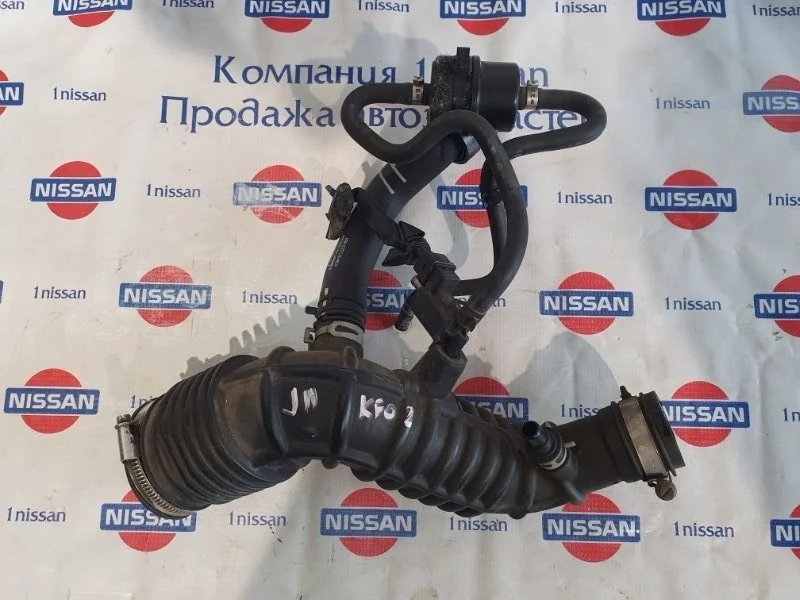 Патрубок воздушного фильтра Nissan Qashqai 2015 165764ED0A J11 HRA2, передний