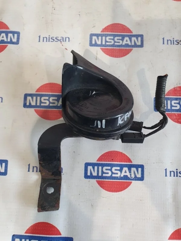 Звуковой сигнал Nissan Qashqai 2015 256104EA0C J11 HRA2, передний