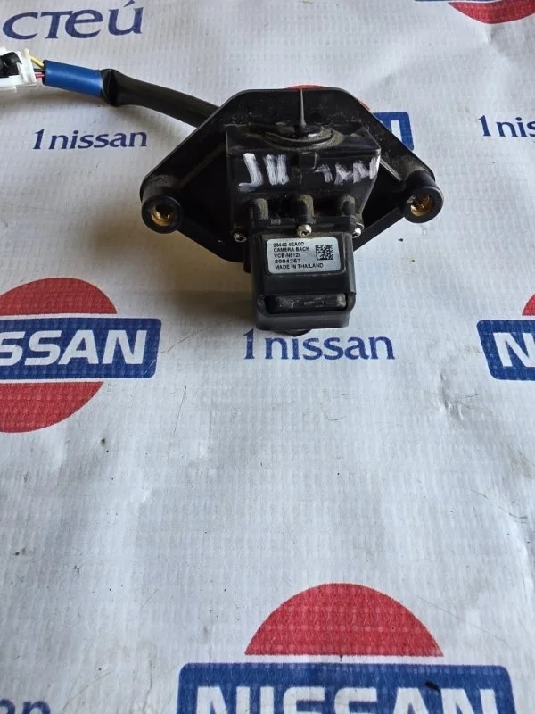 Камера заднего вида Nissan Qashqai 2014 284424EA0C J11 R9M, задняя