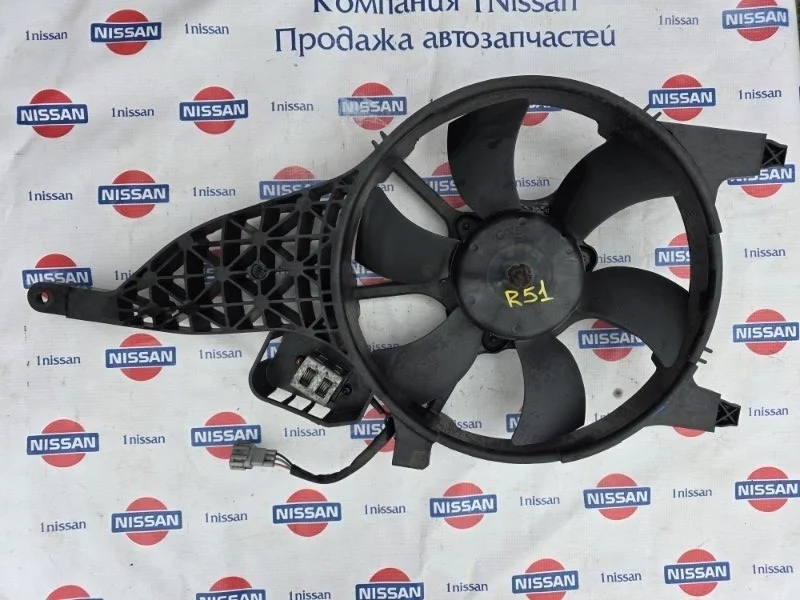 Мотор вентилятора охлаждения Nissan Pathfinder 2006 92120EB400 R51 YD25, передний