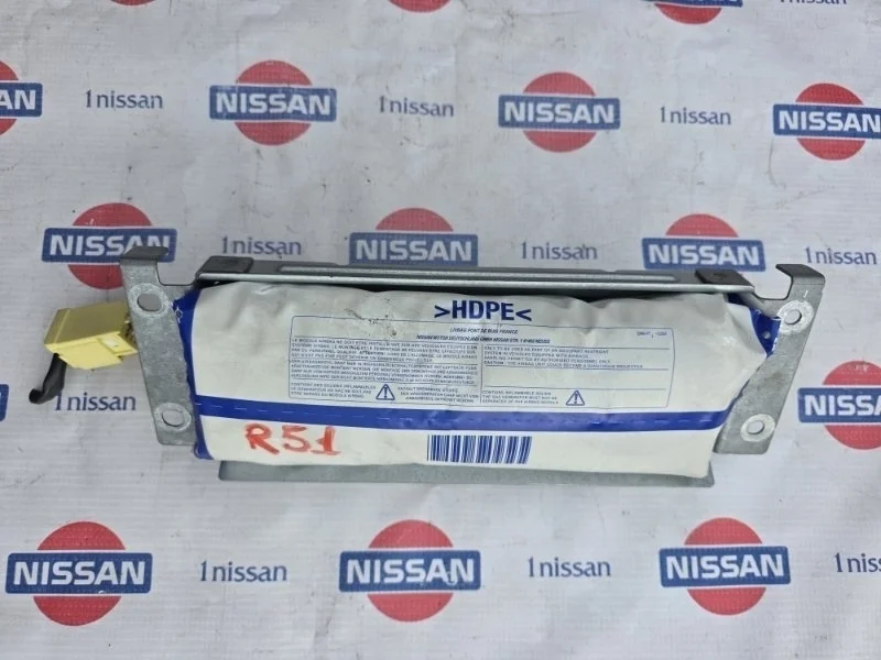 Подушка безопасности пассажира Nissan Pathfinder 2006 98515EB300 R51 YD25, передняя правая