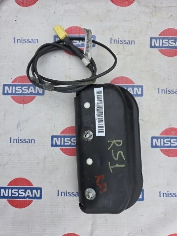 Подушка безопасности в сиденье Nissan Pathfinder 2006 985H0AV61A R51 YD25, передняя правая
