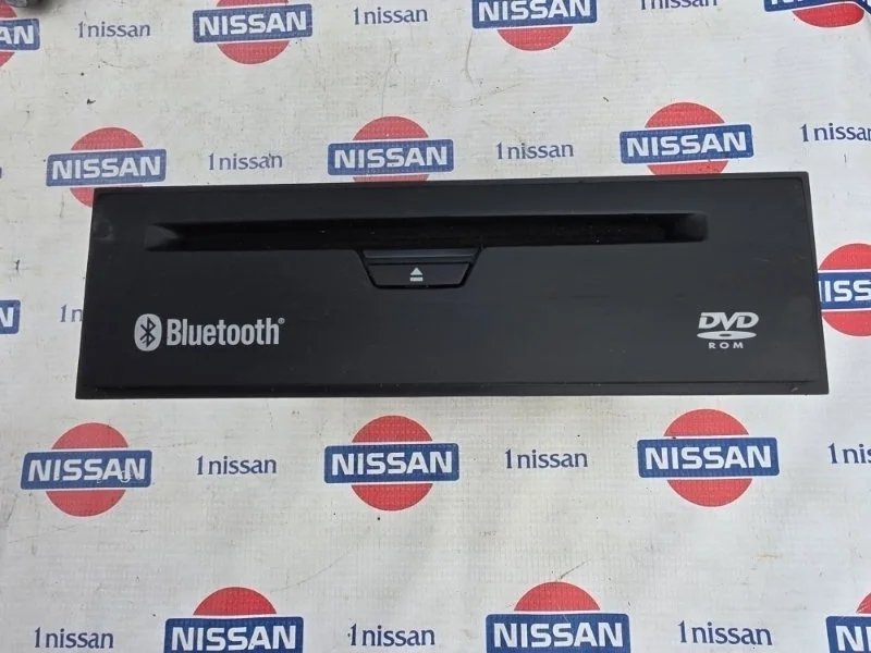 CD-Чейнджер Nissan Pathfinder 2006 25915EA20A R51 YD25, передний