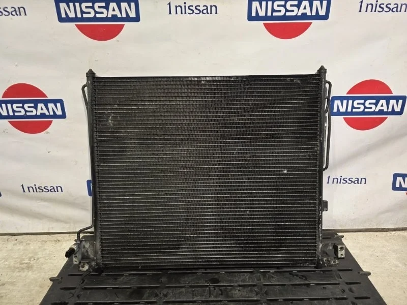 Радиатор кондиционера Nissan Pathfinder 2006 92100EA00A R51 YD25, передний