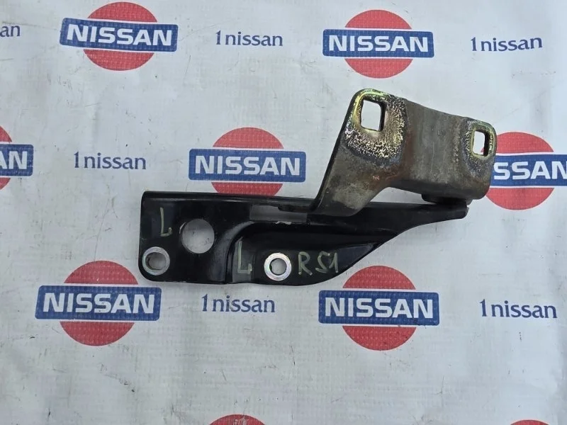 Петля капота Nissan Pathfinder 2006 654014M400 R51 YD25, передняя левая