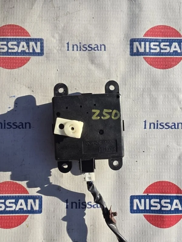Сервопривод заслонок печки Nissan Murano 2008 277328H300 Z50 VQ35DE, передний