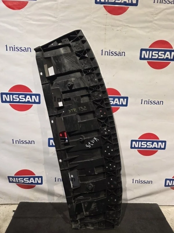 Защита бампера Nissan X Trail 2017 626604CE0B T32 M9R, передняя