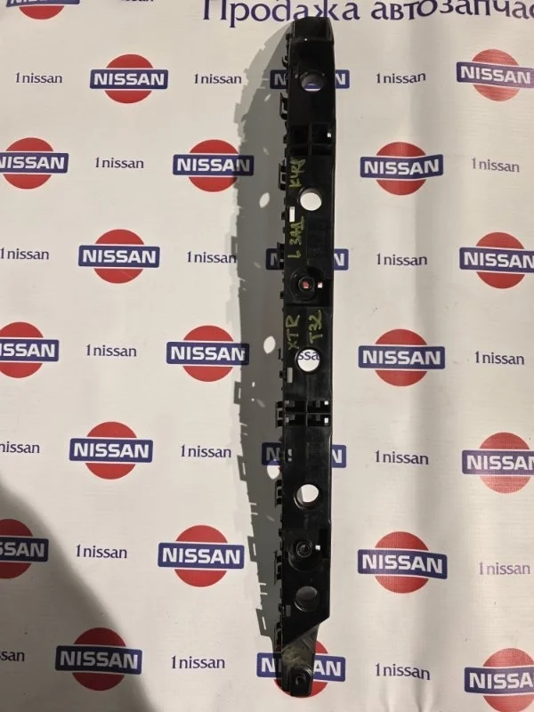 Кронштейн бампера заднего Nissan X Trail 2017 852214CE0A T32 M9R, задний левый