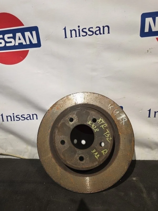 Диск тормозной Nissan X Trail 2017 432064CE0A T32 M9R, задний правый