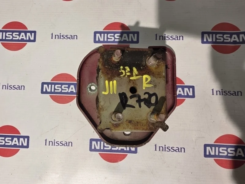 Кронштейн усилителя бампера Nissan Qashqai 2015 H52104EAMA J11 HRA2, задний правый