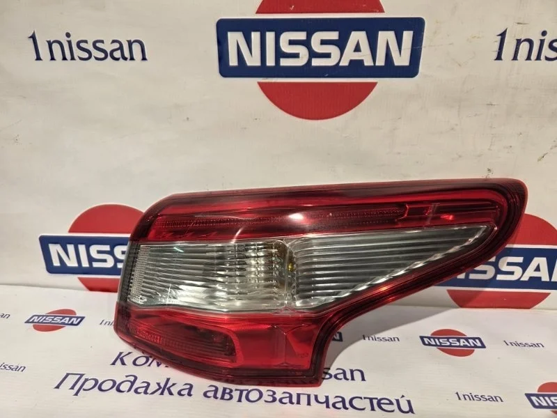 Фонарь задний Nissan Qashqai 2015 265504EA0A J11 HRA2, задний правый