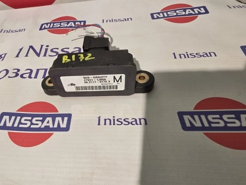 Датчик ускорения Nissan Navara 2012 479311JB0A D40 YD25, передний