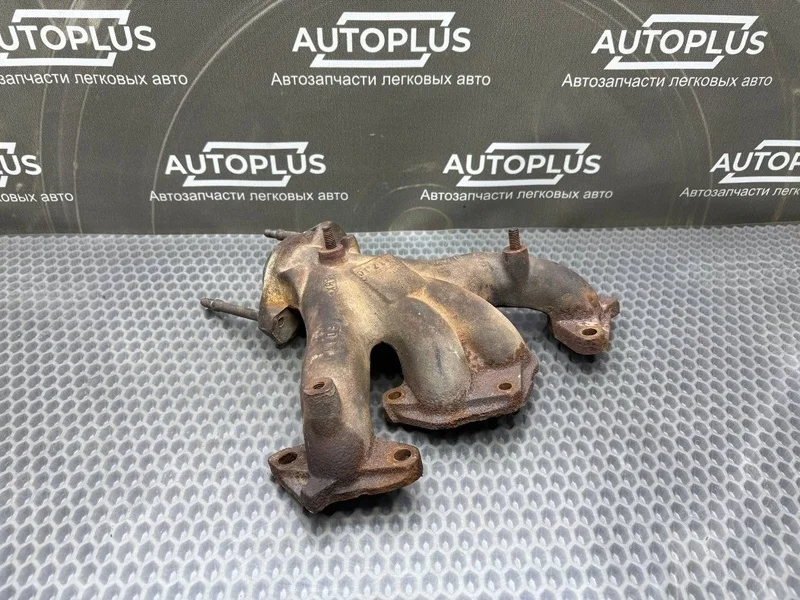 Выпускной коллектор Renault Sandero 2010 6001548025 ХЕТЧБЕК 1.4 K7JA 710