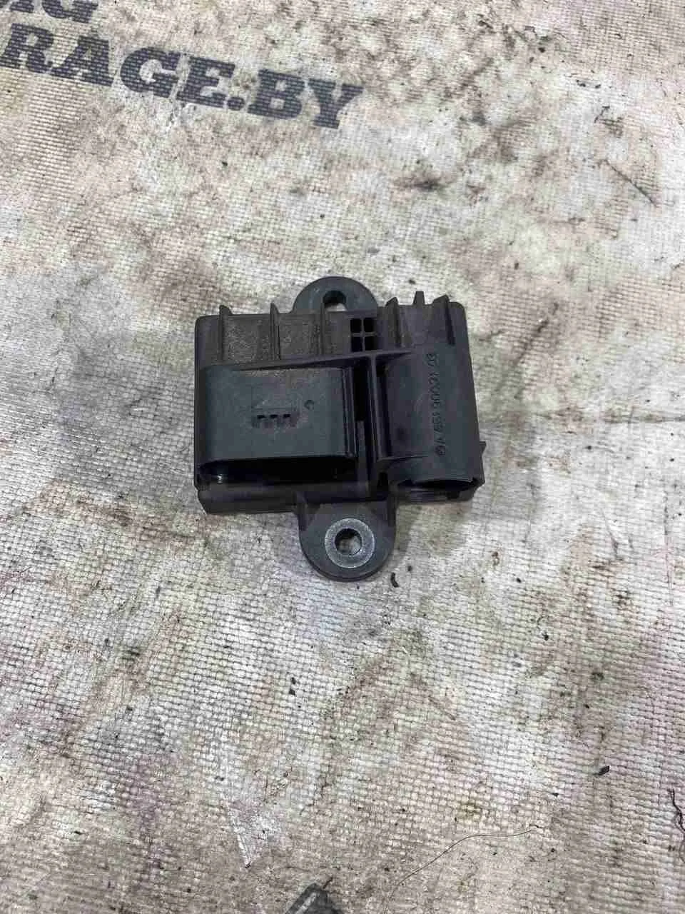 Реле накала свечей Mercedes-Benz W212/S212/C207/A207 (2009—2013) A6519003103