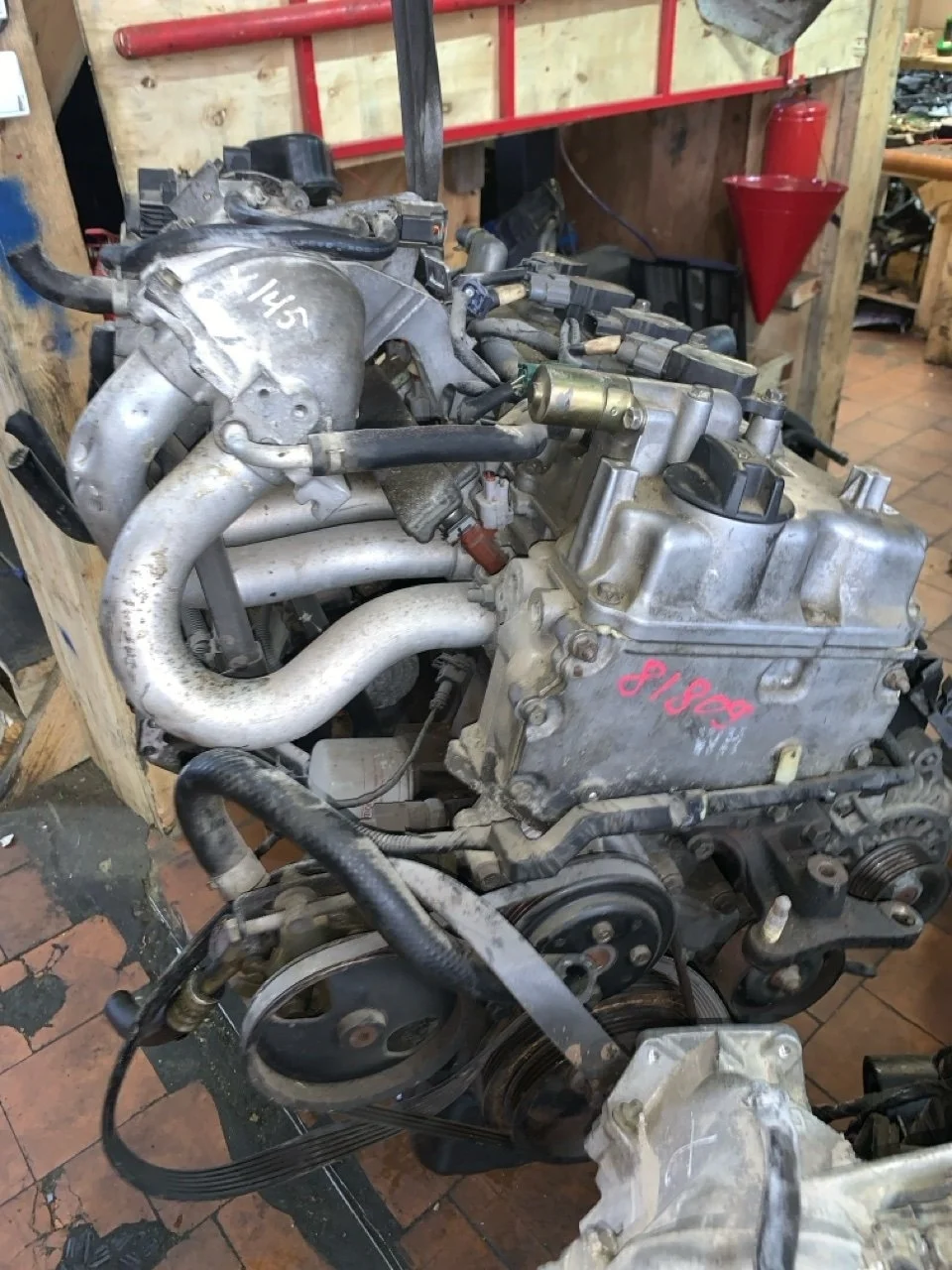 Двигатель Nissan Primera Almera 2003-2011