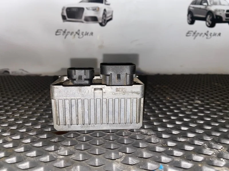 Реле свечей накала Chevrolet Captiva 2014 55574293 С140 Z22D1