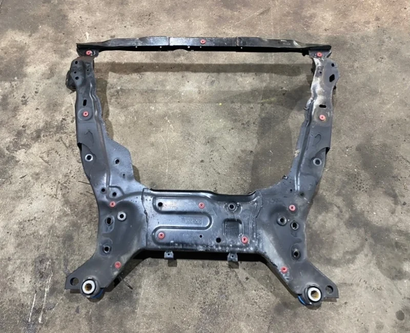 Подрамник VOLVO S60 S80 V60 XC60 V70 XC70 2011 31360348, передний