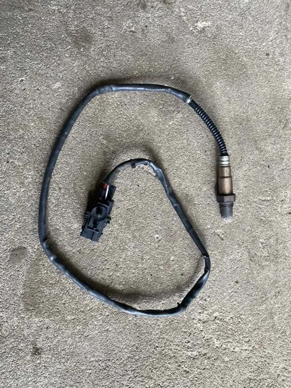 Лямбда Зонд Датчик кислорода Volvo S80 XC90 30637519 B6294T6, правая