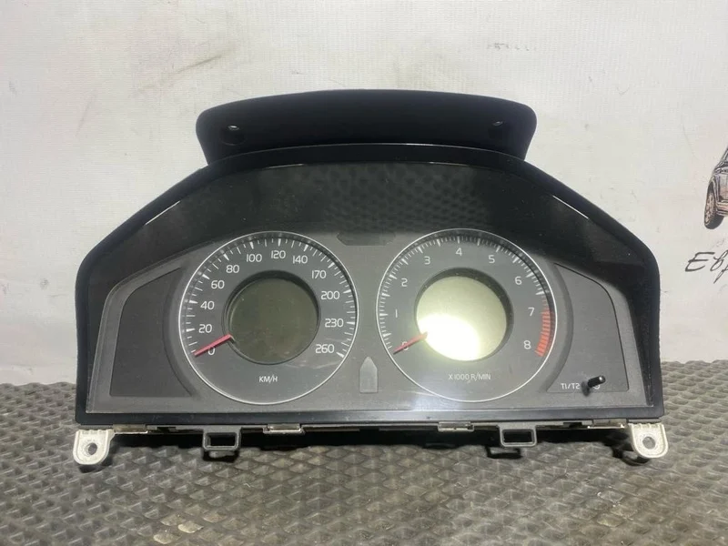 Панель / Щиток приборов VOLVO S80 XC70 2010 31254534AA