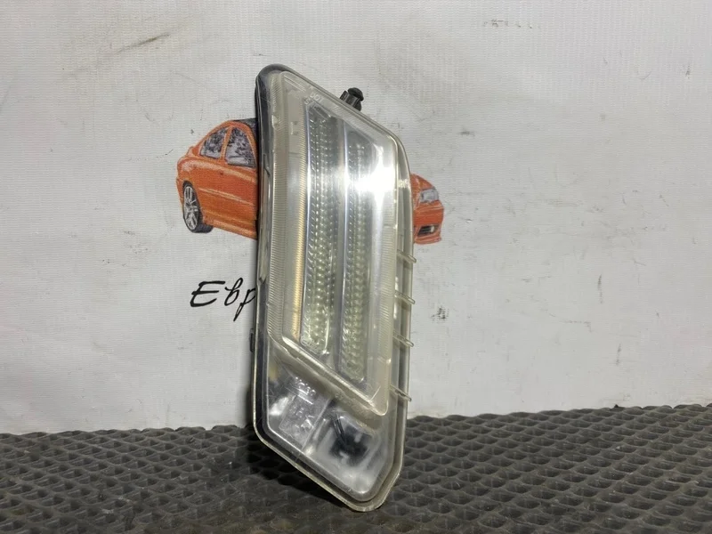 Дневной ходовой огонь VOLVO XC60 2012 31290874, передний правый