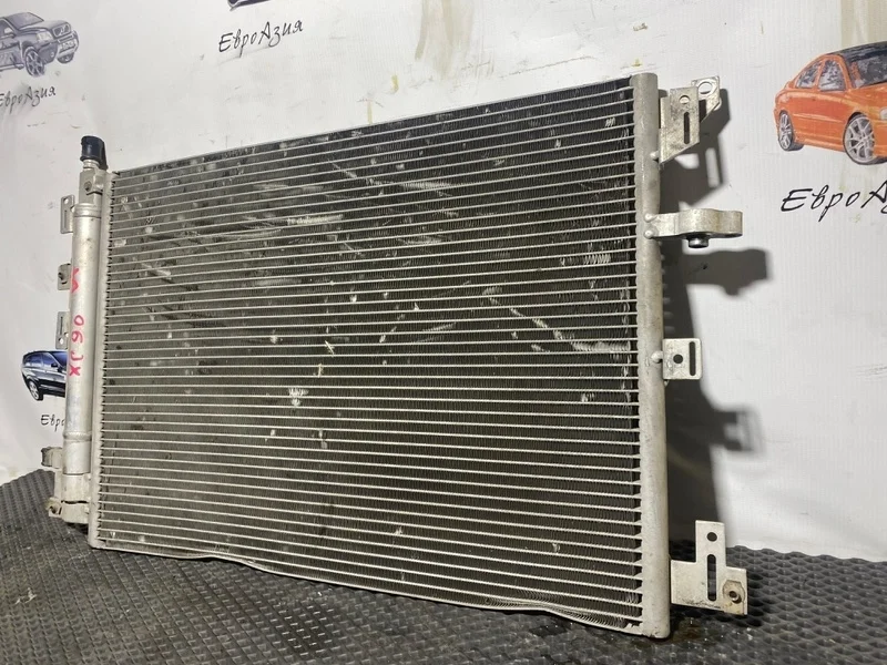 Радиатор кондиционера VOLVO XC90 2014 31369510