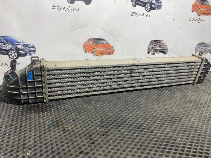 Интеркулер VOLVO C30 S40 C70 V50 2008 31319262