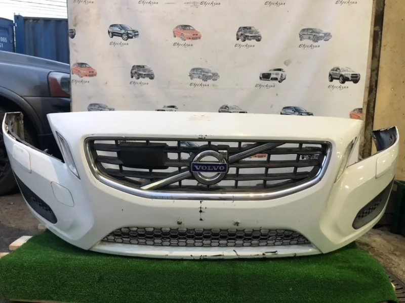 Бампер VOLVO S60 V60 2012 31290811, передний
