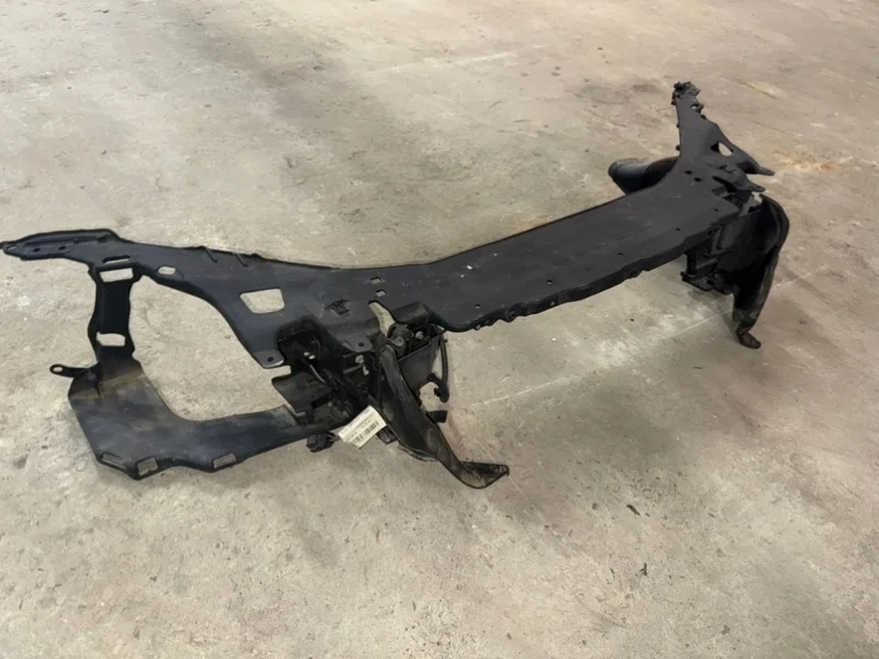 Телевизор Передняя панель Volvo S60 V60 2012 31283053