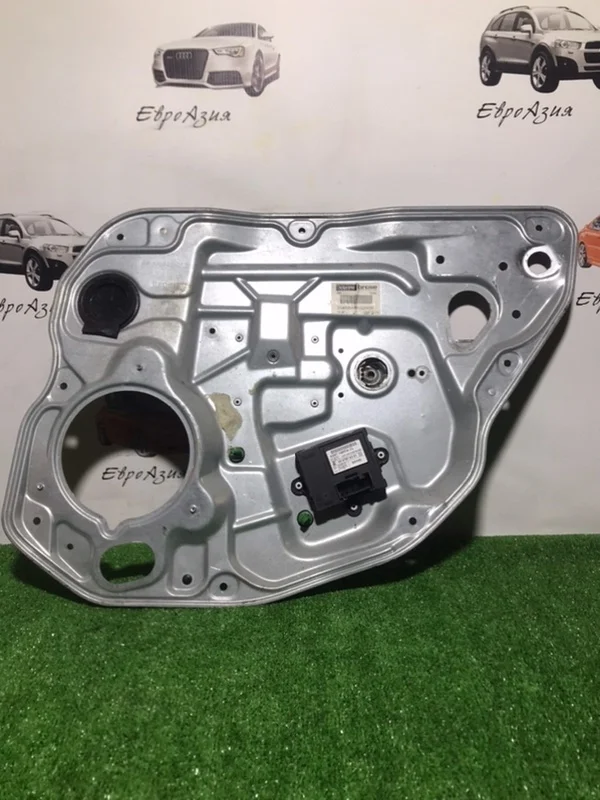 Стеклоподъемник Volvo S80 V70 XC70 30784512, задний правый