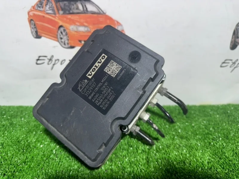 Блок ABS VOLVO S60 V60 XC60 31329139
