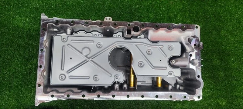 Поддон двигателя Volvo C30 S40 C70 V50 30777739