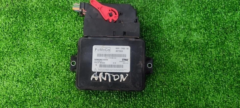 Блок управления стояночным тормозом VOLVO S80 30773933