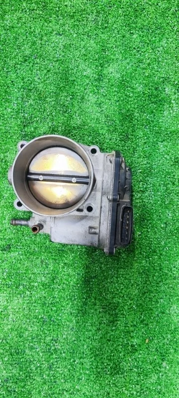 Дроссельная заслонка VOLVO S80 XC90 30622273 B8444S