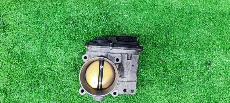 Дроссельная заслонка VOLVO S40 2008 30711551 MS B5244S4
