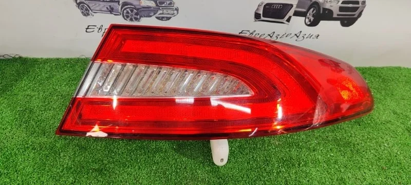 Фонарь Ягуар XF ХФ 2015 CX2313404AD X250, задний правый