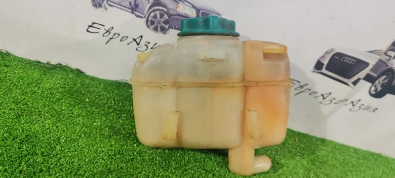 Бачок расширительный VOLVO XC90 2009 30760100 XC90 B6324S