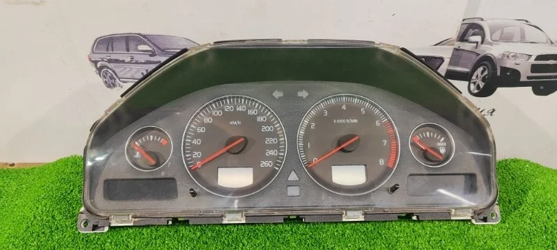 Панель приборов VOLVO S60 S80 V70 XC70 36050550