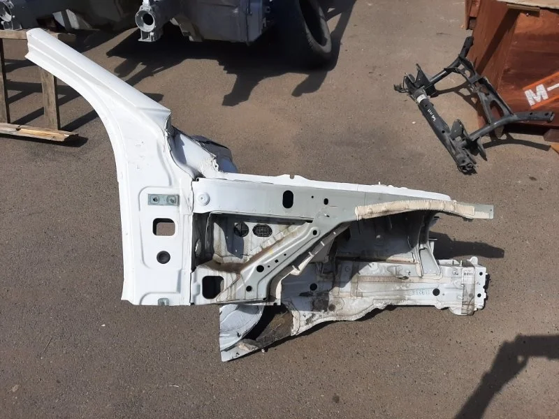 Лонжерон Mercedes-Benz C-Class 2014 W205 274.920, правый