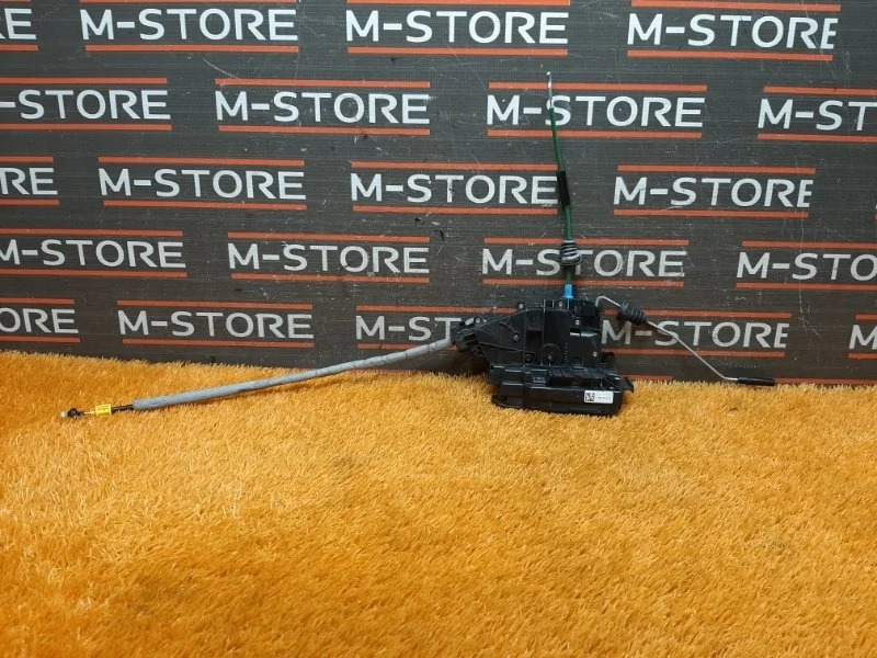 Замок двери Mercedes-Benz C-Class 2014 A0997303700 W205 274.920, задний левый