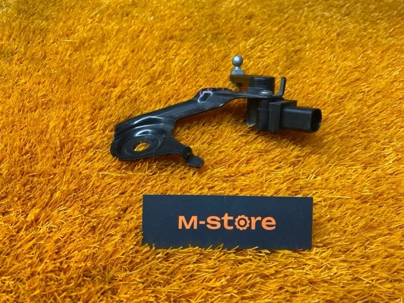 Датчик высоты дорожного просвета Audi Q5 2012 1T0907503A 8R CNCD, задний