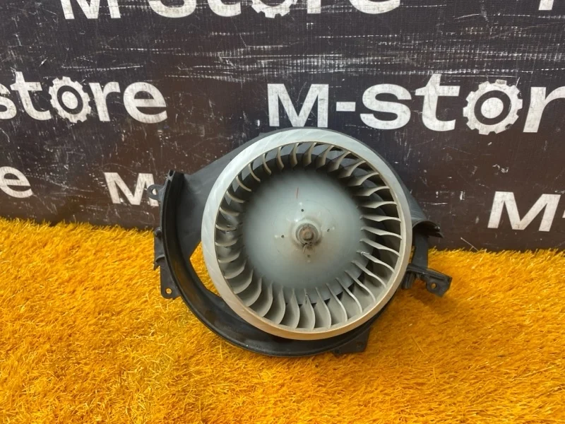 Мотор печки Audi A6 2009 4F0820020A C6/4F CCEA