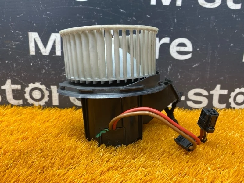 Мотор печки Mercedes-Benz Glk-Class 2010 A2128200708 X204 272.948