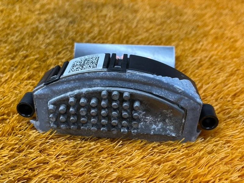 Регулятор отопителя Audi Q5 2012 8T0820521 8R CNCD