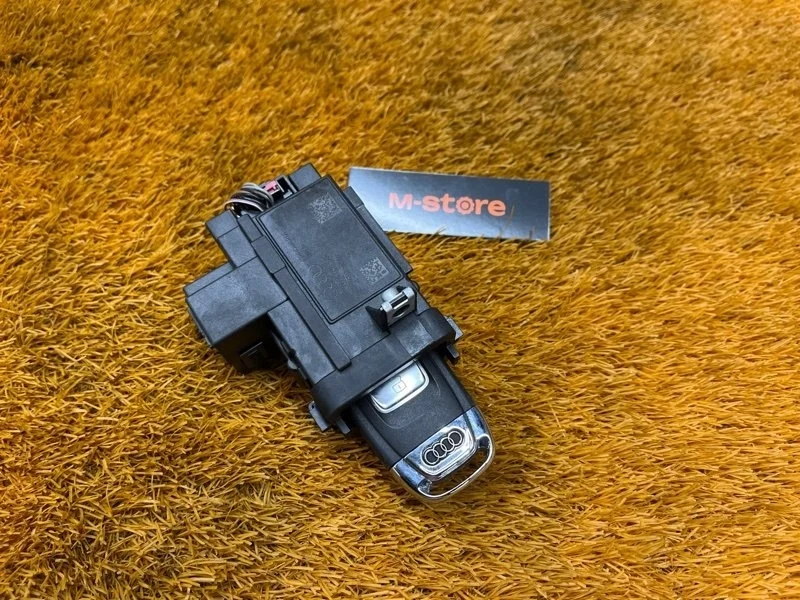 Замок зажигания Audi Q5 2012 8K0909131D 8R CNCD