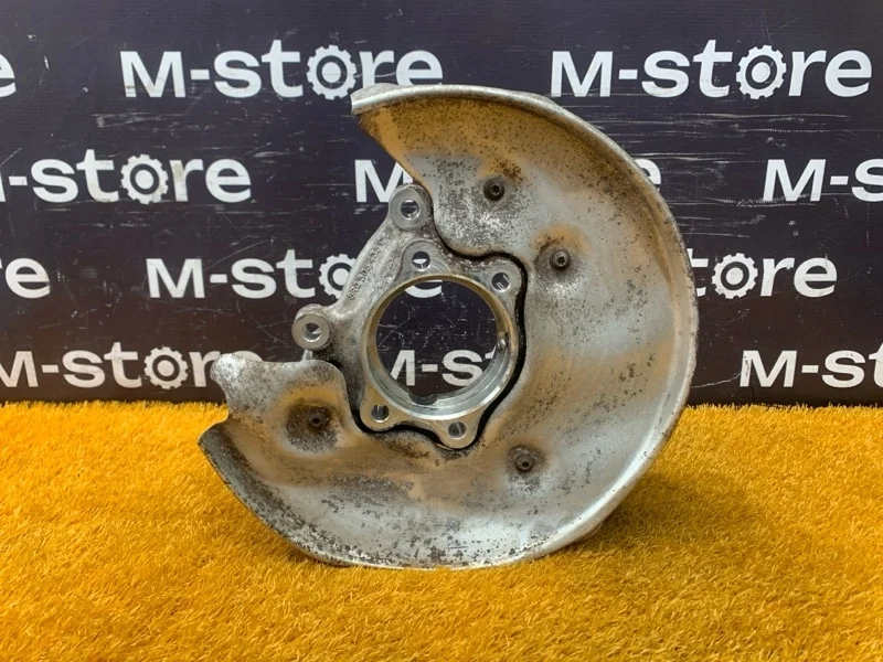 Кулак поворотный Audi Q5 2012 8R0505431F 8R CNCD, задний левый