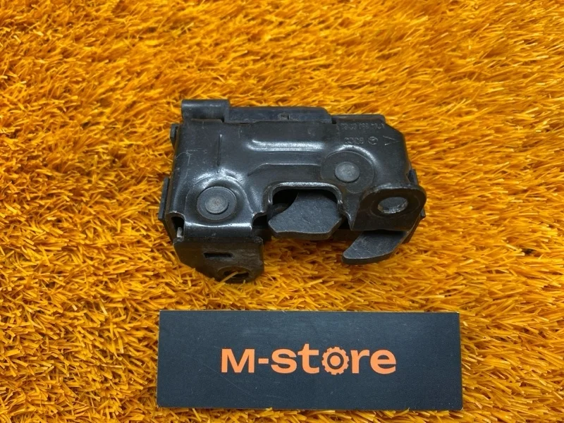 Замок капота Mercedes-Benz C-Class 2014 A2048800260 W205 274.920