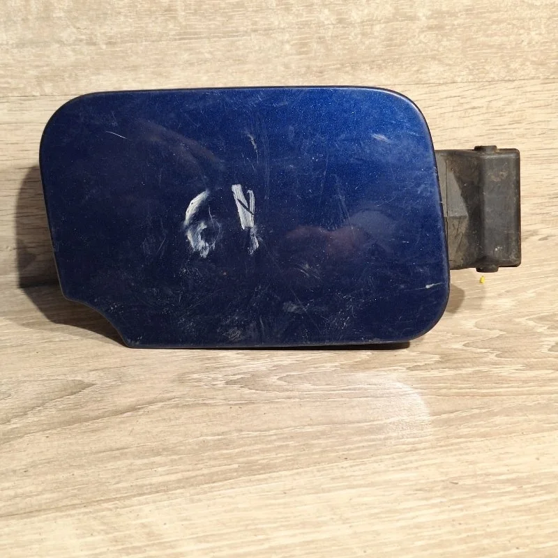 Лючок топливного бака PEUGEOT 407 2004-2011 1517A6